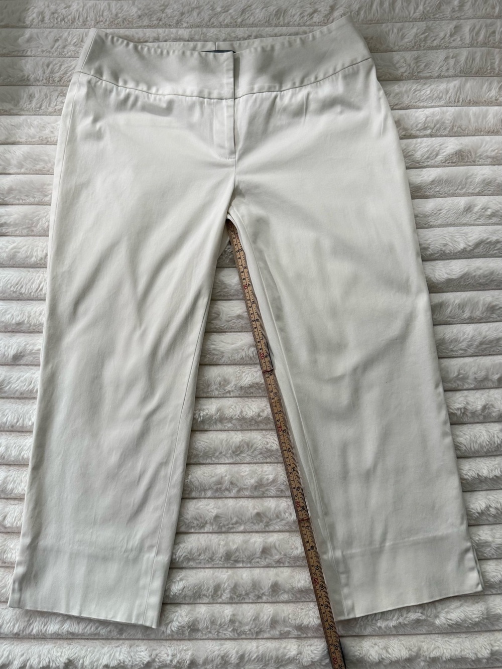 Cream white Capri Pants Sz 8 Cropped  Coastal Minimalist Classic Straight Leg - Picture 7 of 9
